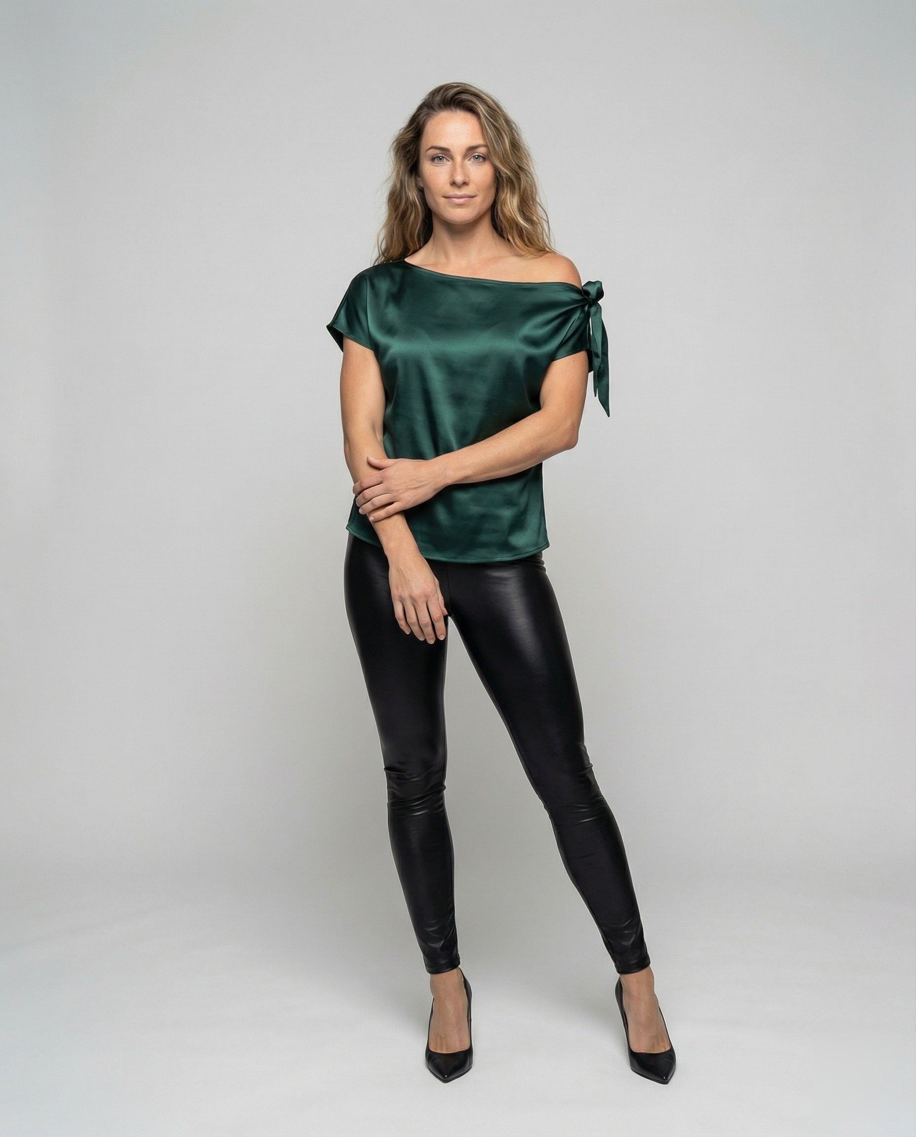 Product 15579252523338 - full_body_front