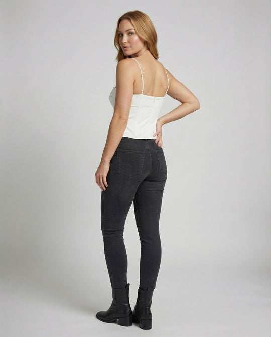 Product 15579263828298 - back_view
