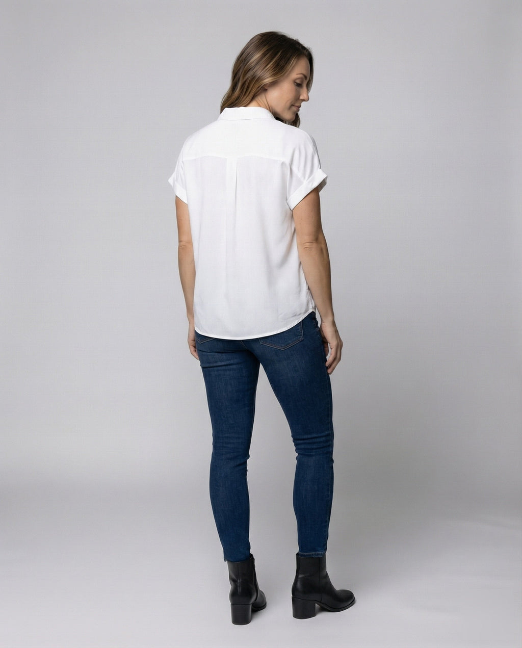 Product 15579295056202 - back_view