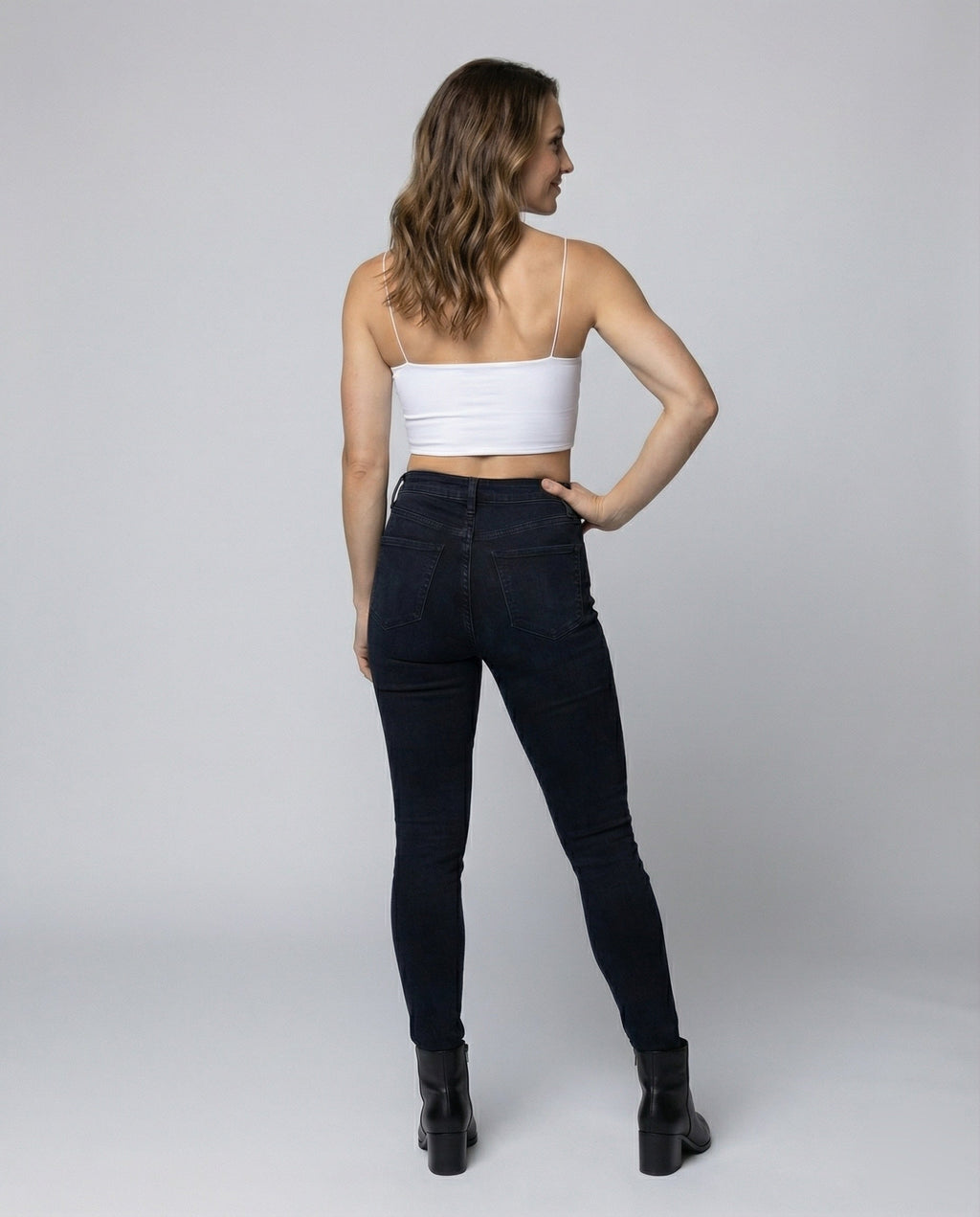 Product 15579302461770 - back_view