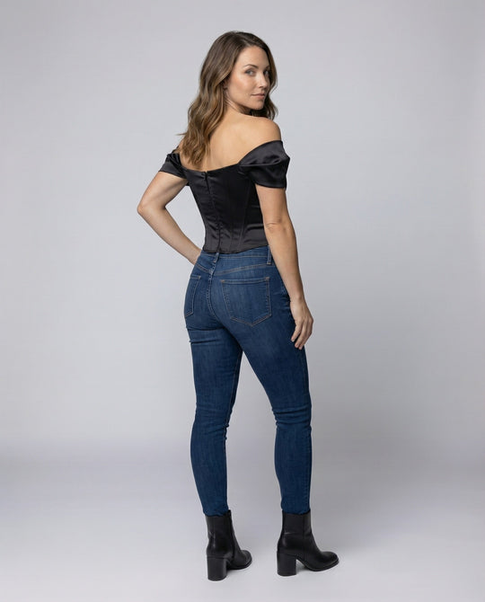 Product 15579309048138 - back_view