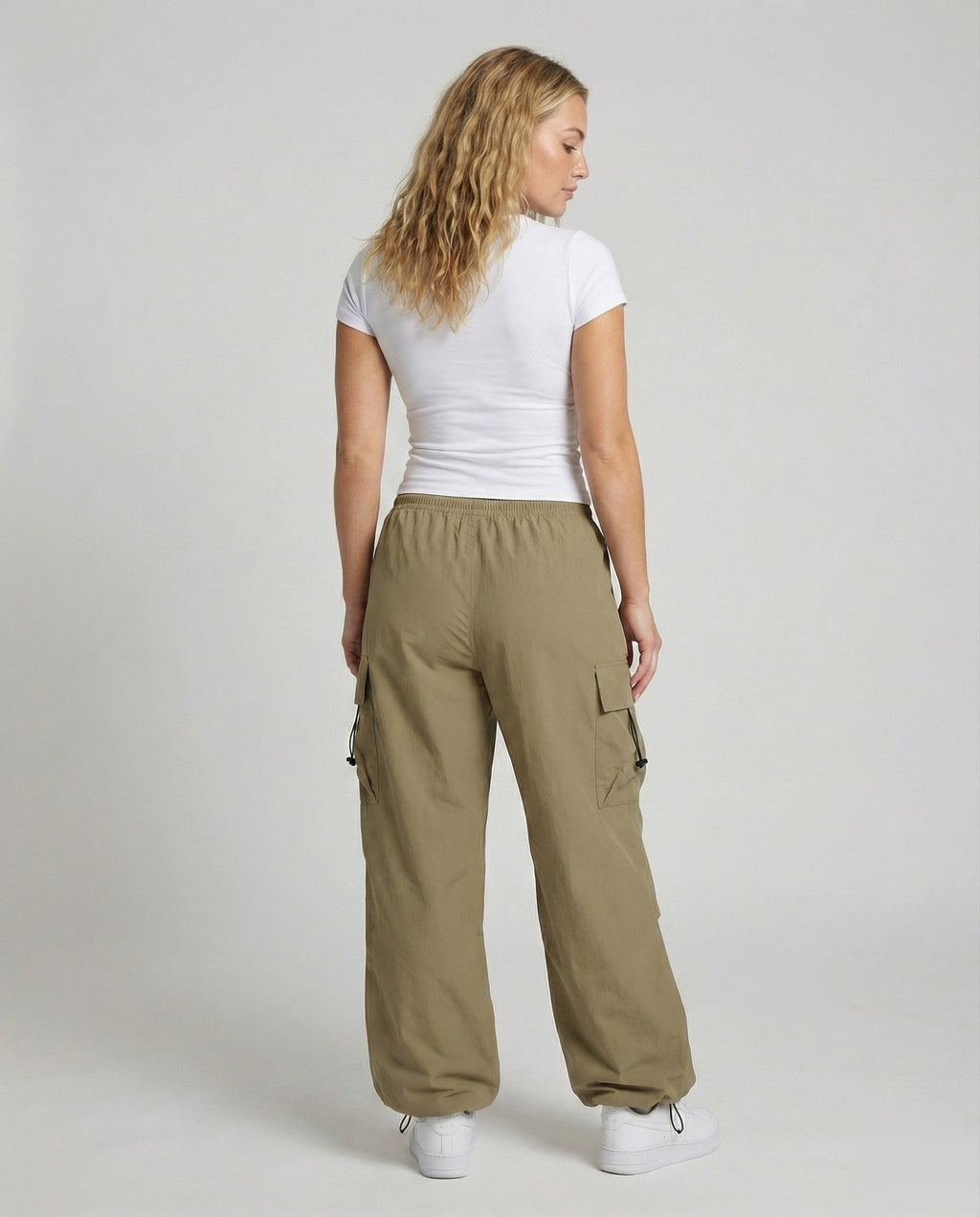 Product 15583580815690 - back_view