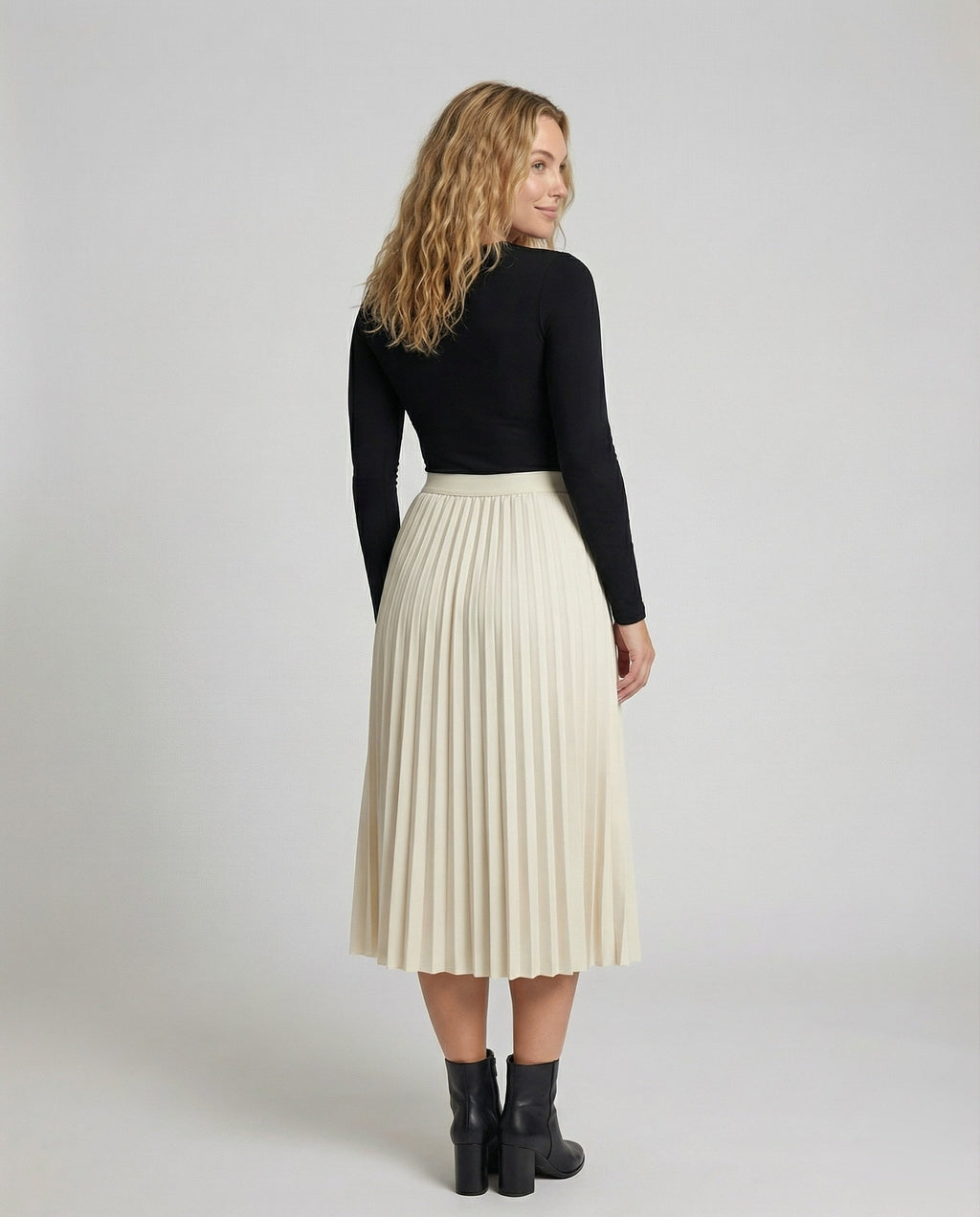 Product 15586960965962 - back_view