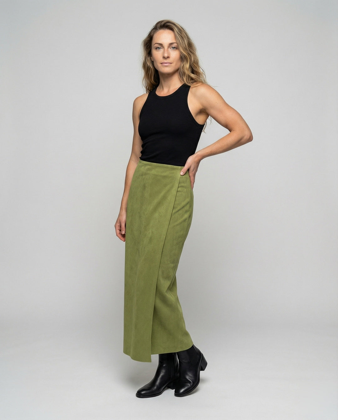 Product 15587036266826 - full_body_front