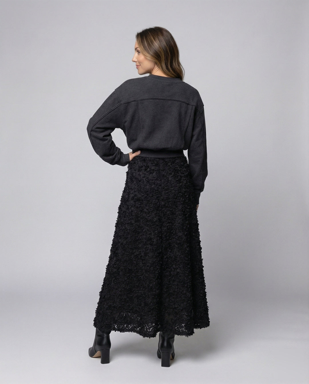 Product 15587054879050 - back_view