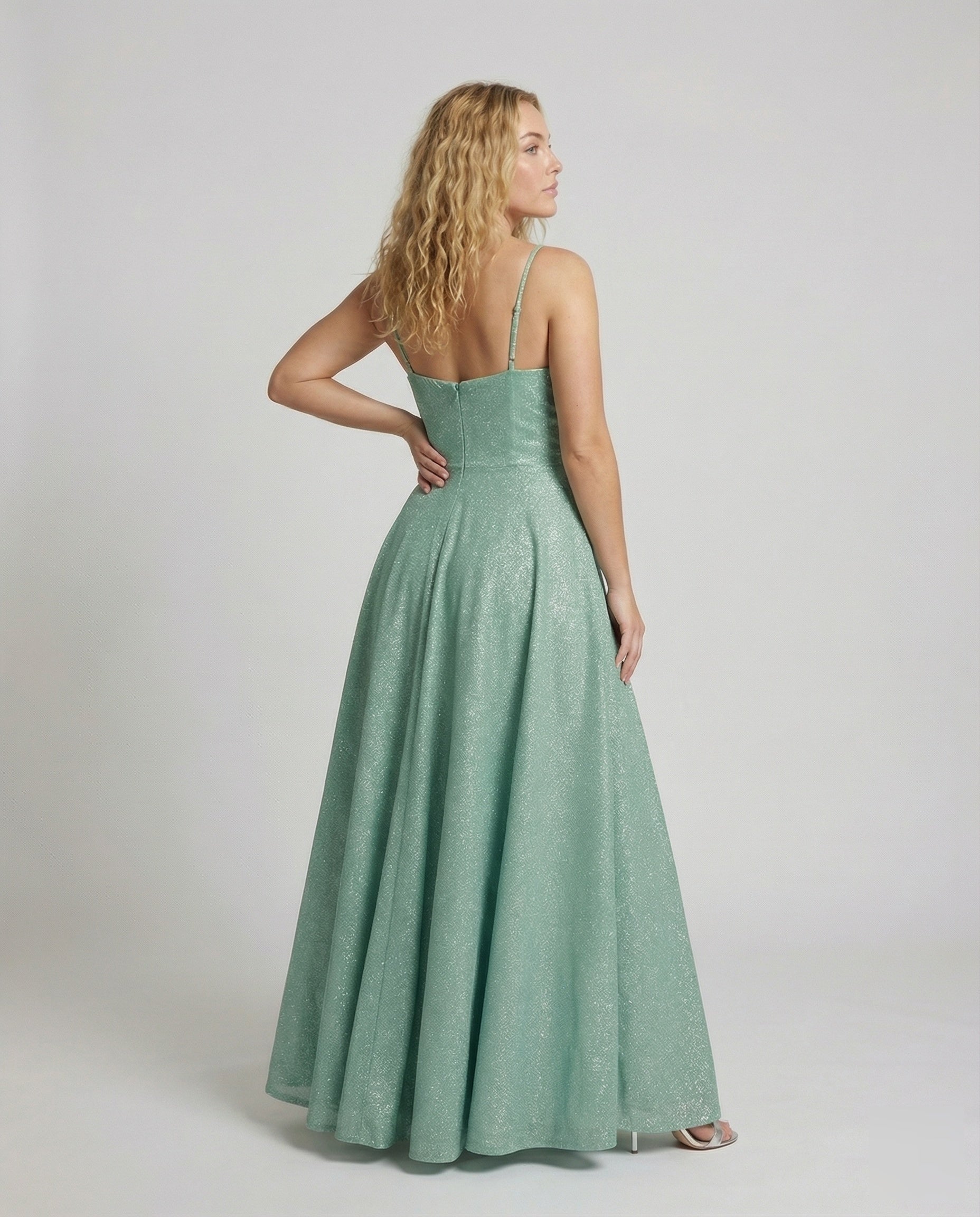 Product 15589094162762 - back_view