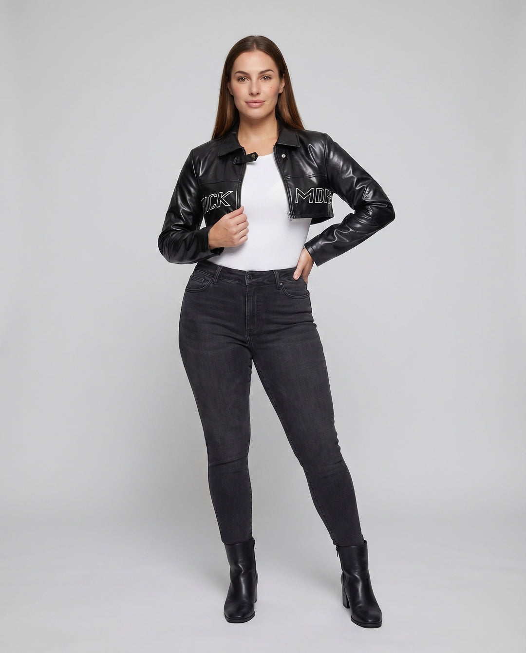 Product 15591381795146 - full_body_front