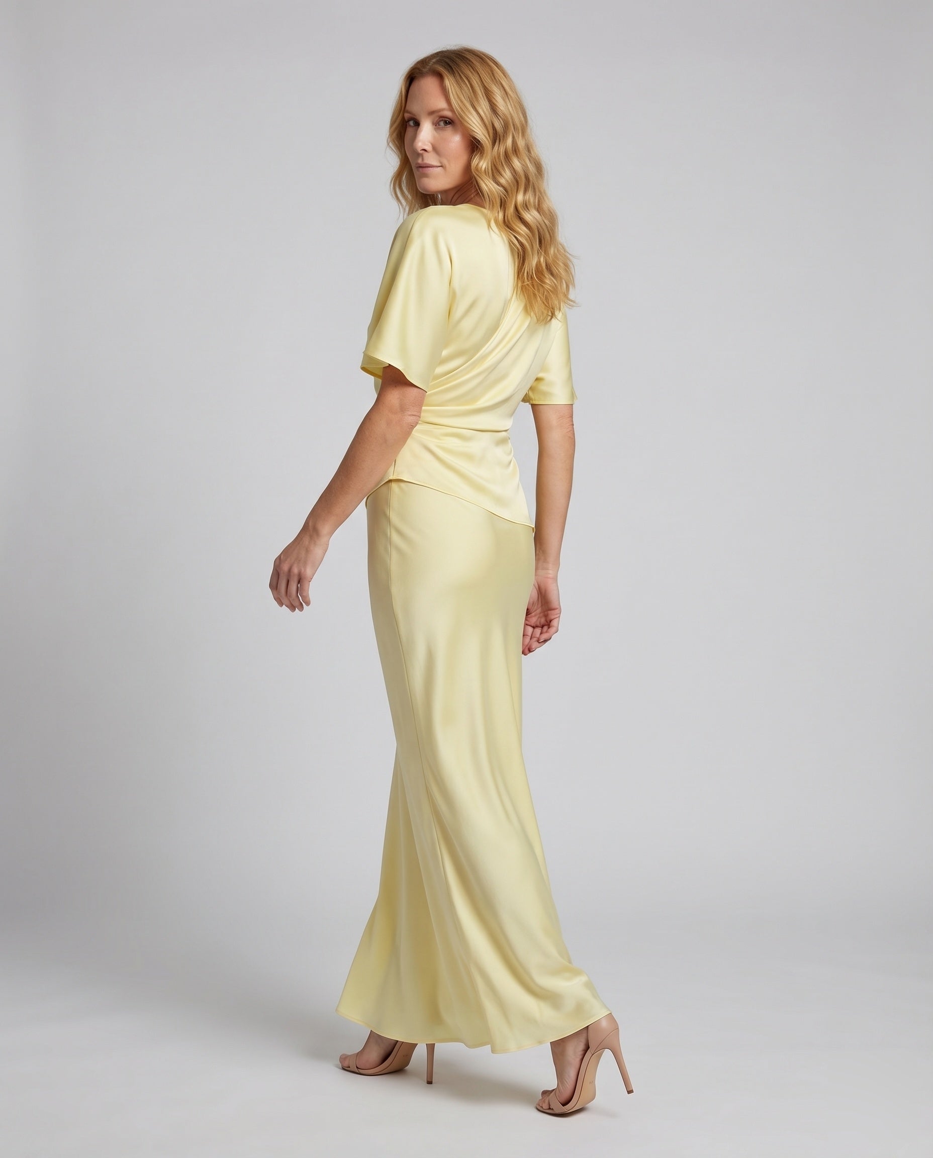 Product 15591390708042 - back_view