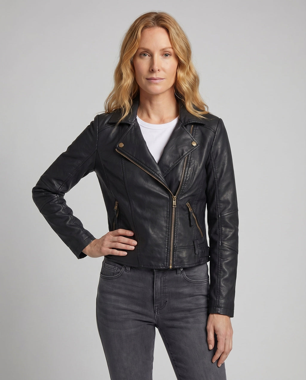 Product 15591393821002 - upper_body