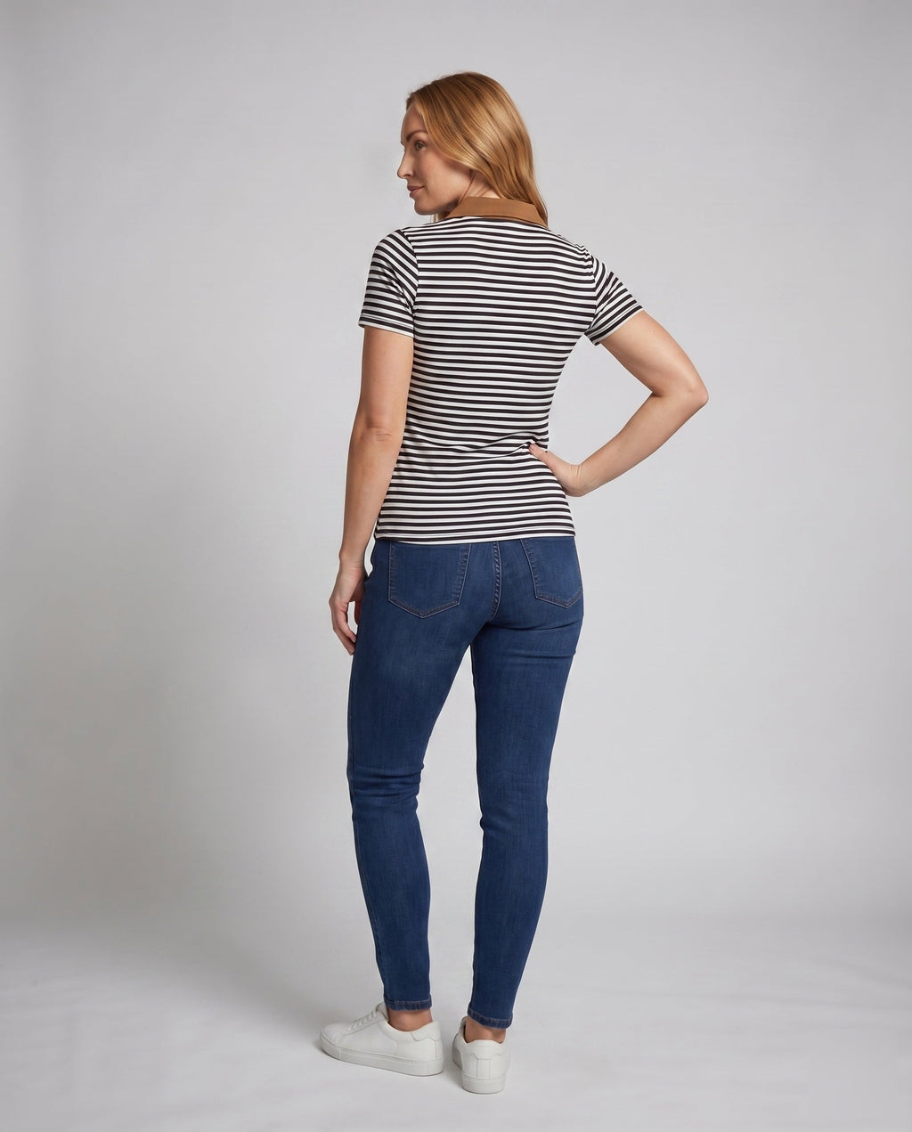 Product 15593055945034 - back_view