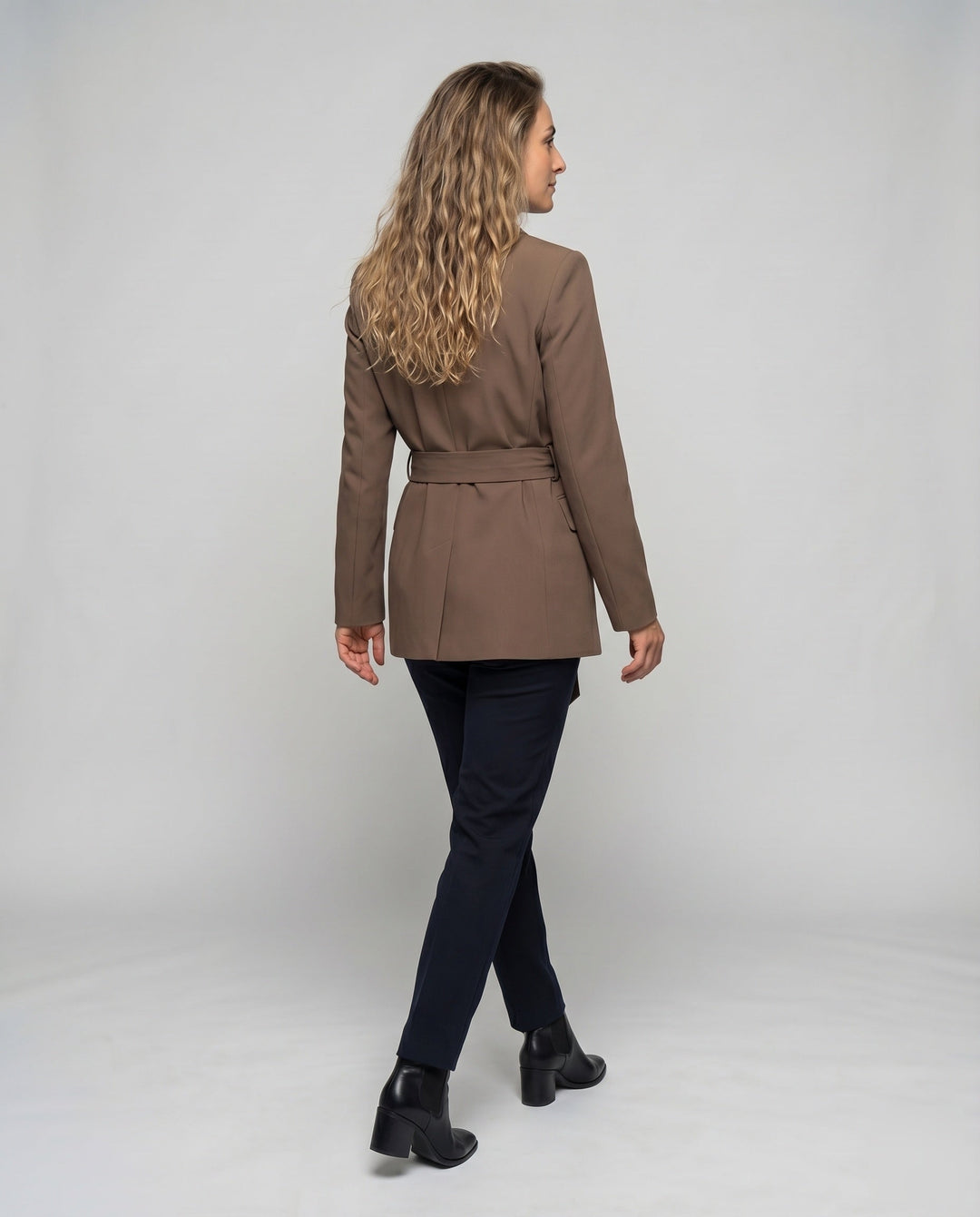 Product 15594501538122 - back_view
