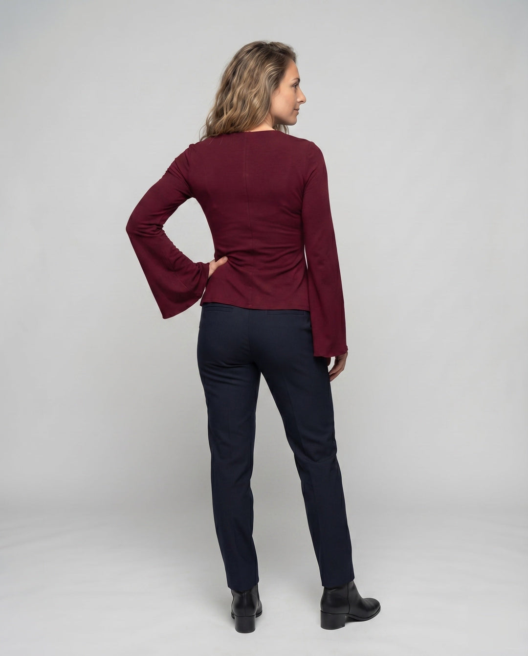 Product 15606903308618 - back_view