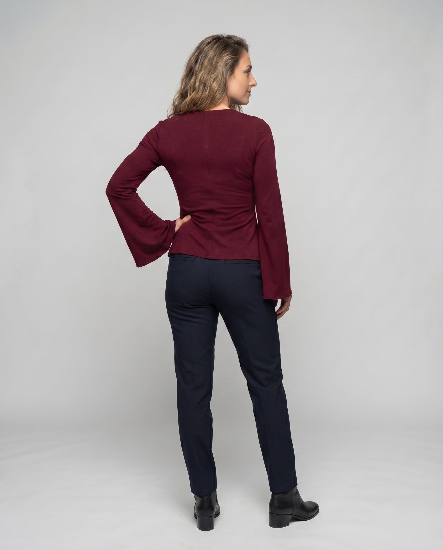 Product 15606903308618 - back_view