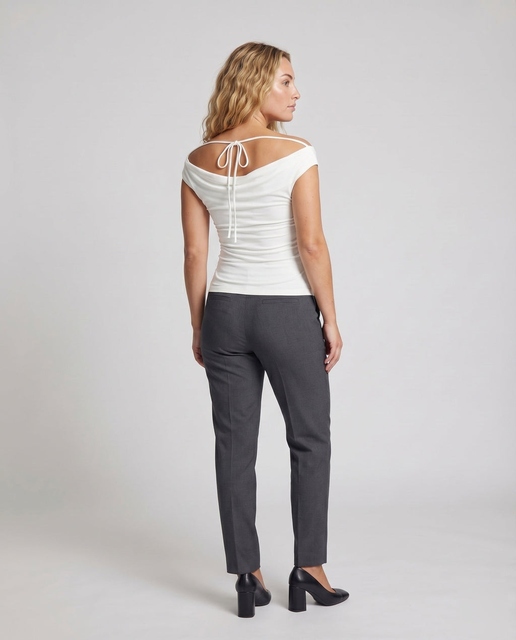 Product 15606907044170 - back_view
