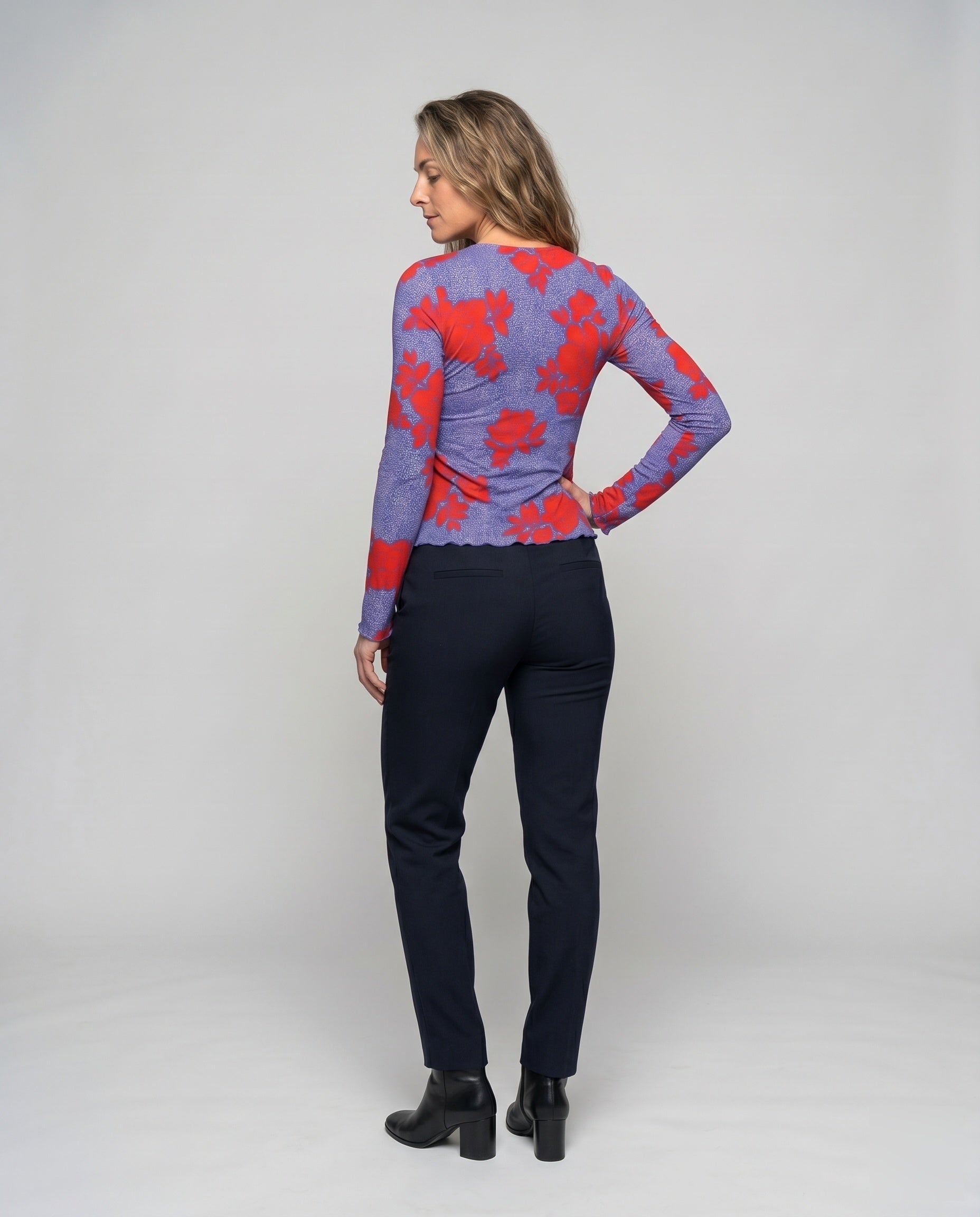 Product 15606912975178 - back_view