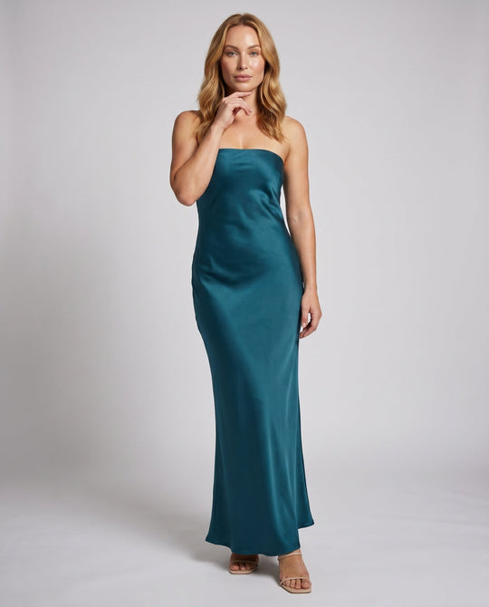 Product 15609335775562 - full_body_front