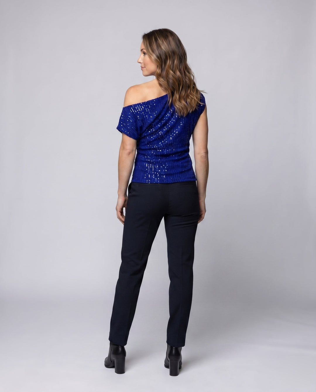 Product 15609361760586 - back_view