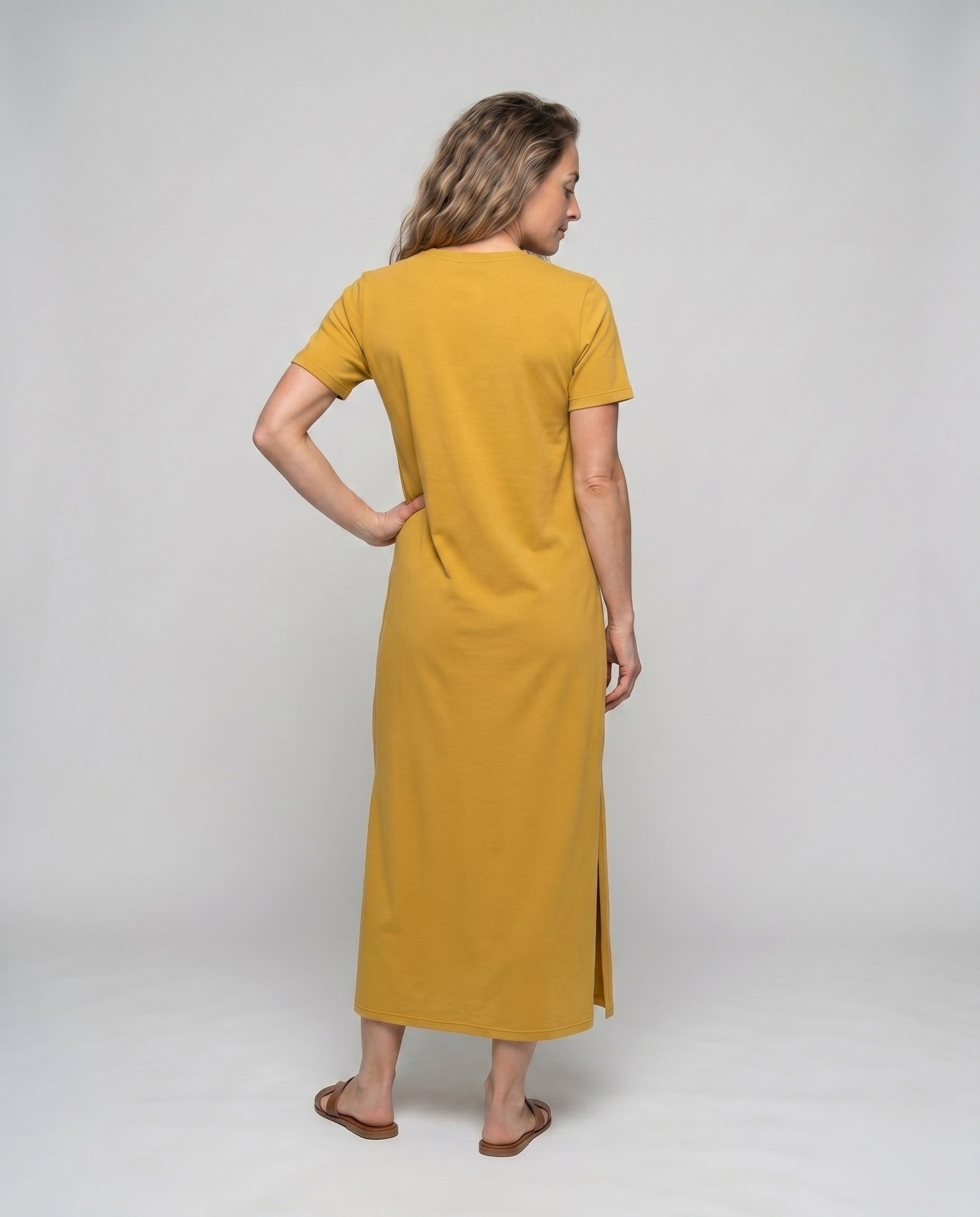 Product 15611873919306 - back_view