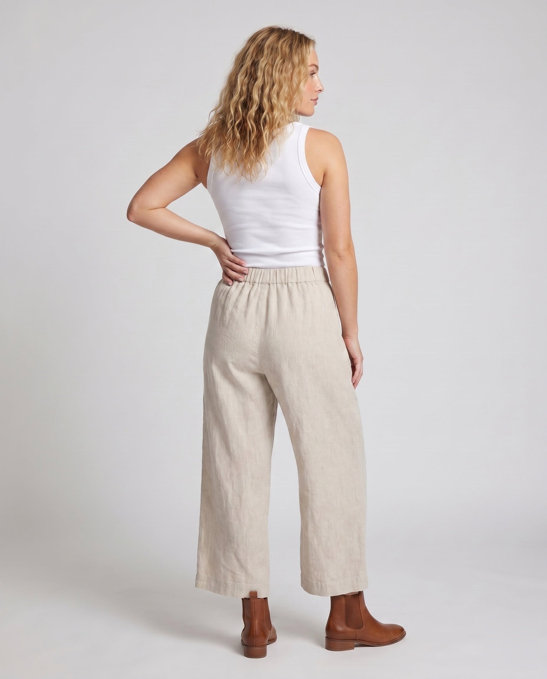 Product 15611883749706 - back_view