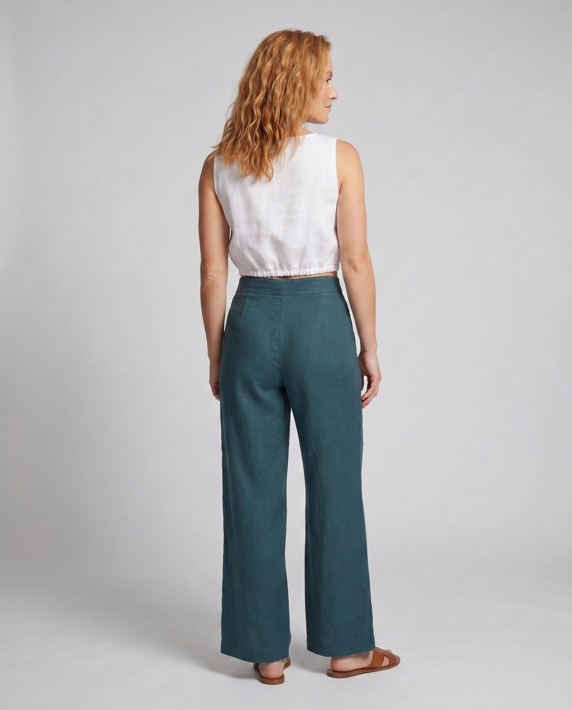 Product 15611887321418 - back_view