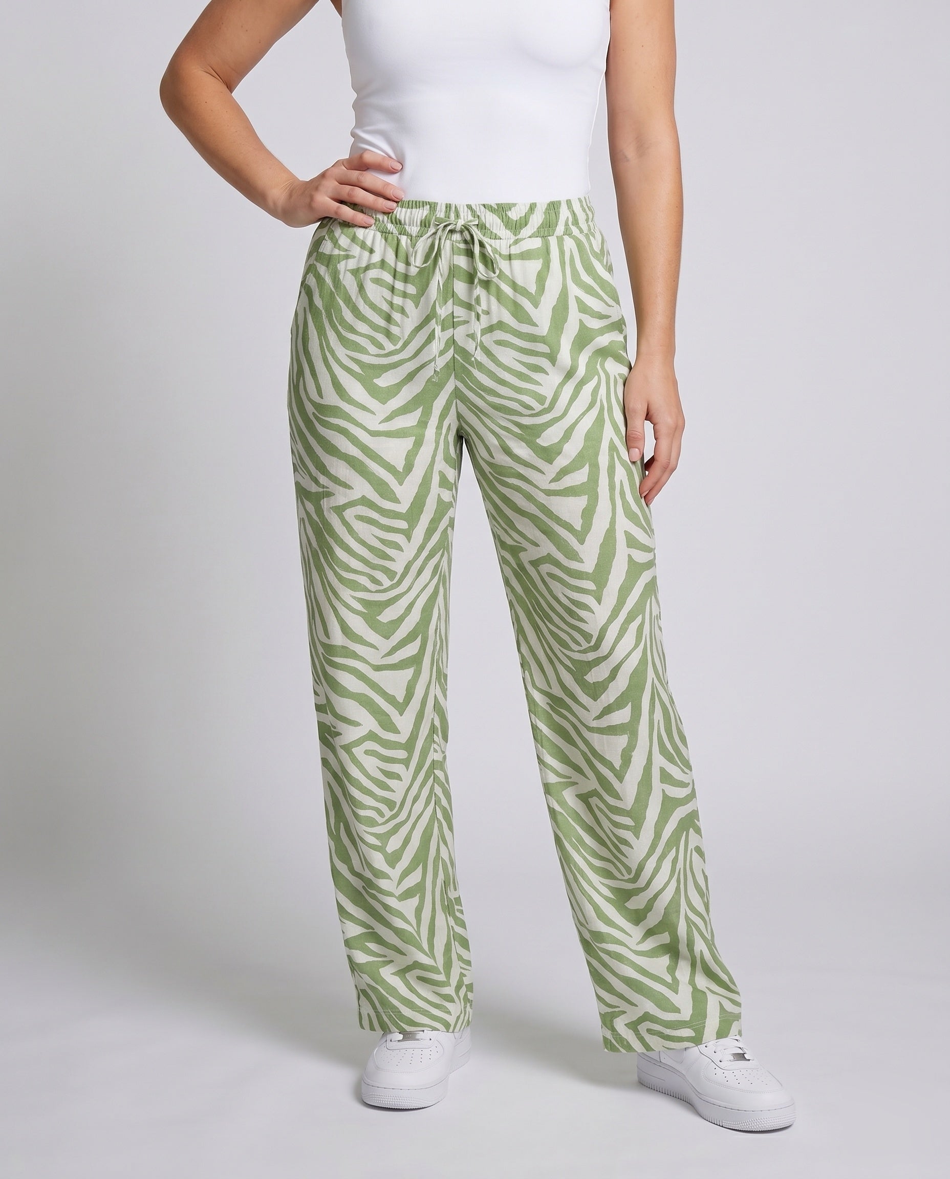 Product 15616818905418 - lower_body