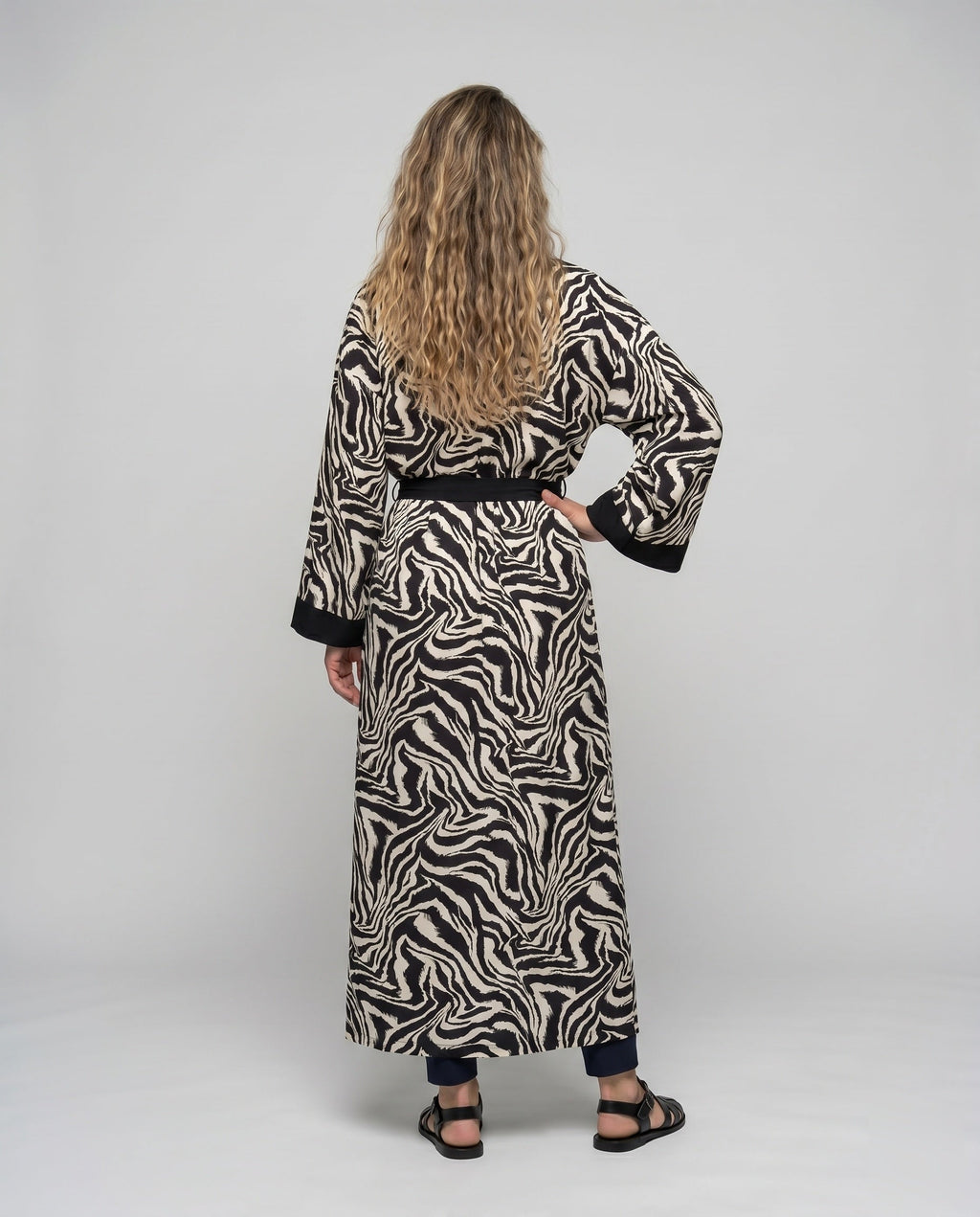 Product 15622869713226 - back_view