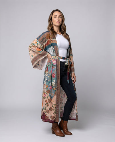 Damen Maxikaftan mit buntem Patchwork-Design und floralen Akzenten