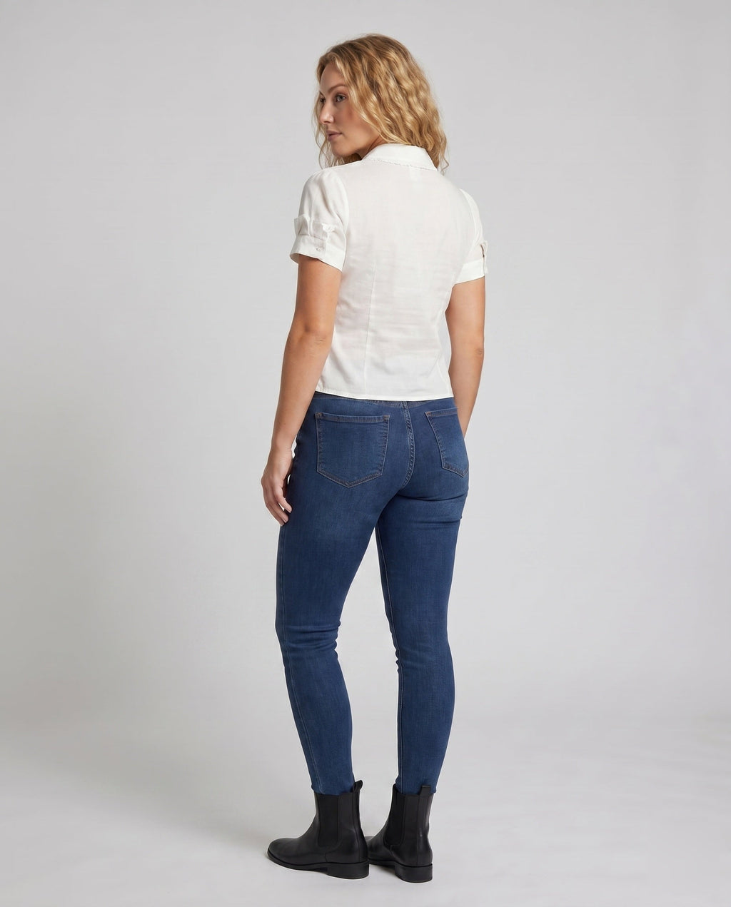 Product 15624517583178 - back_view