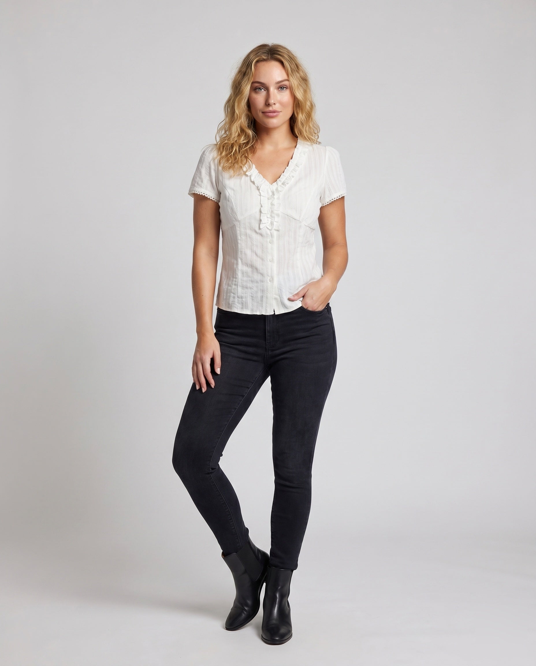 Product 15624550351178 - full_body_front