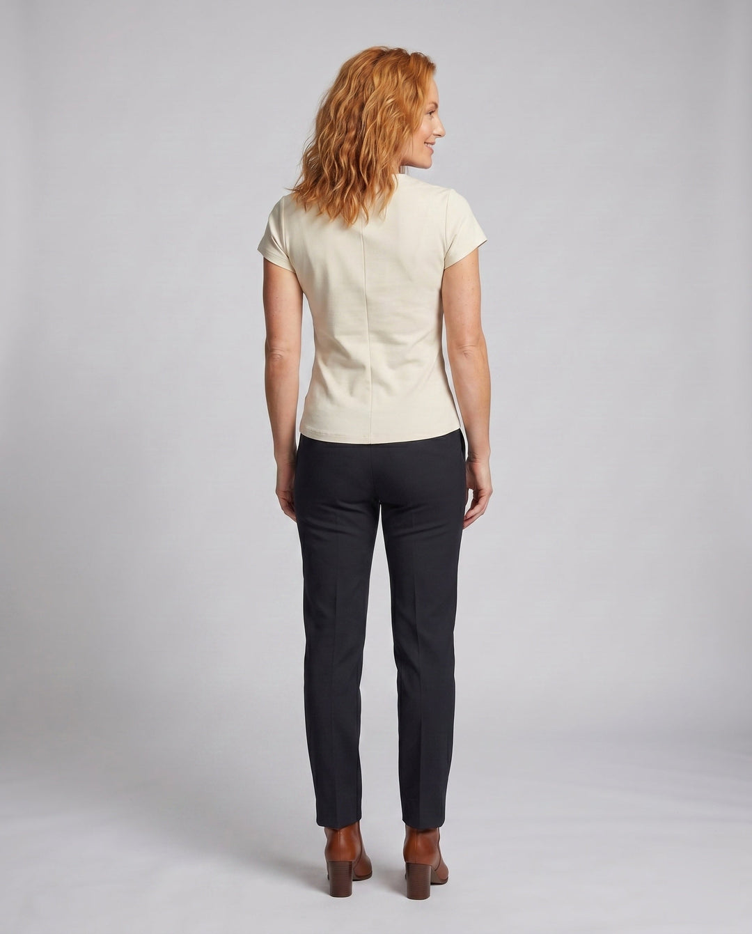 Product 15624569880906 - back_view