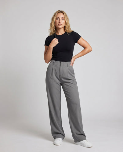 Damen weite Hochbundhose mit eleganten Falten