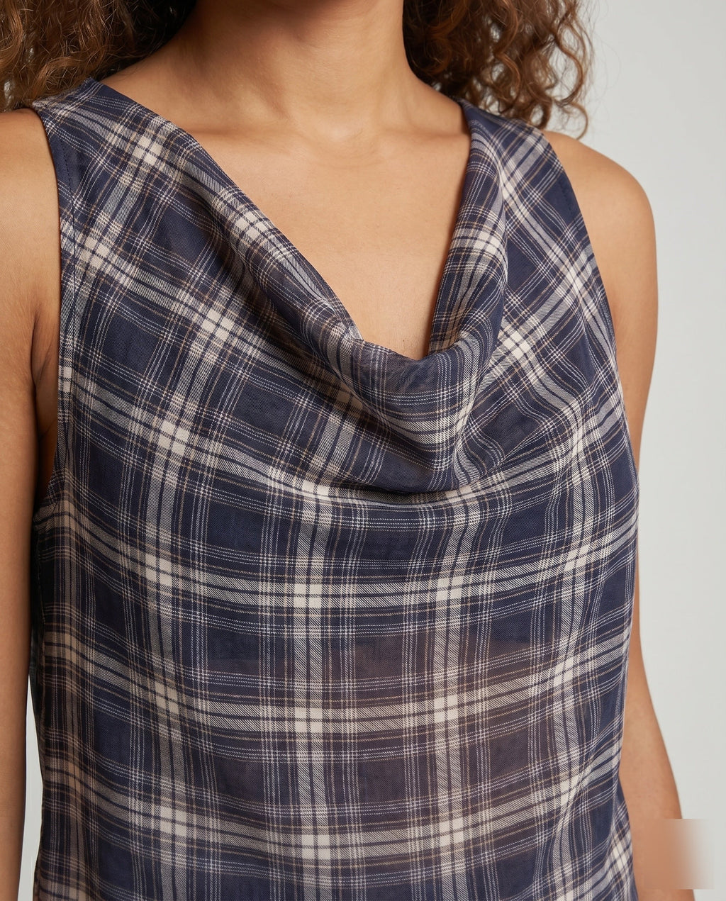 Product 15627242242378 - close_up_detail