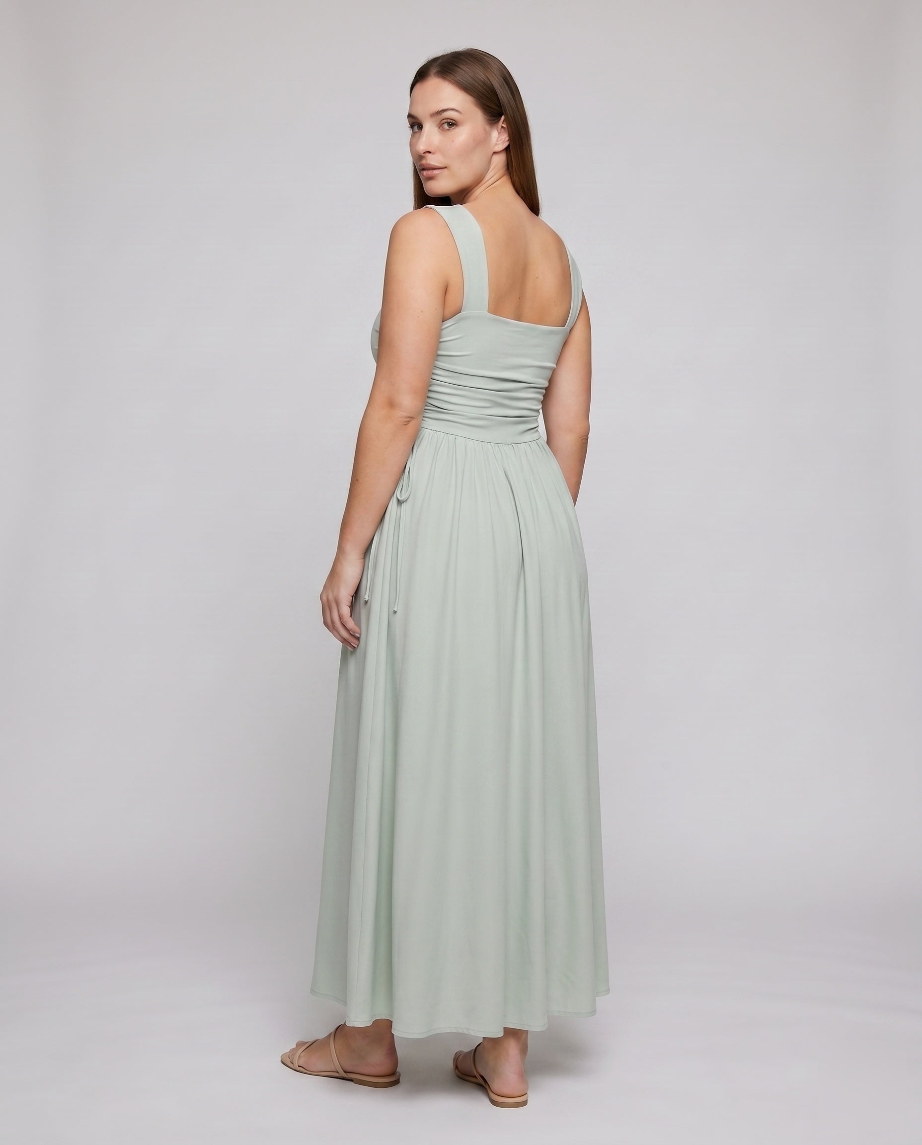 Product 15627257381194 - back_view