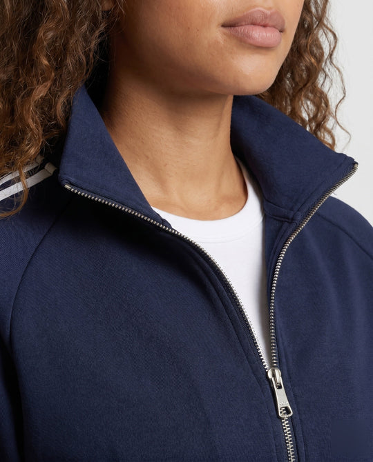 Product 15627260854602 - close_up_detail