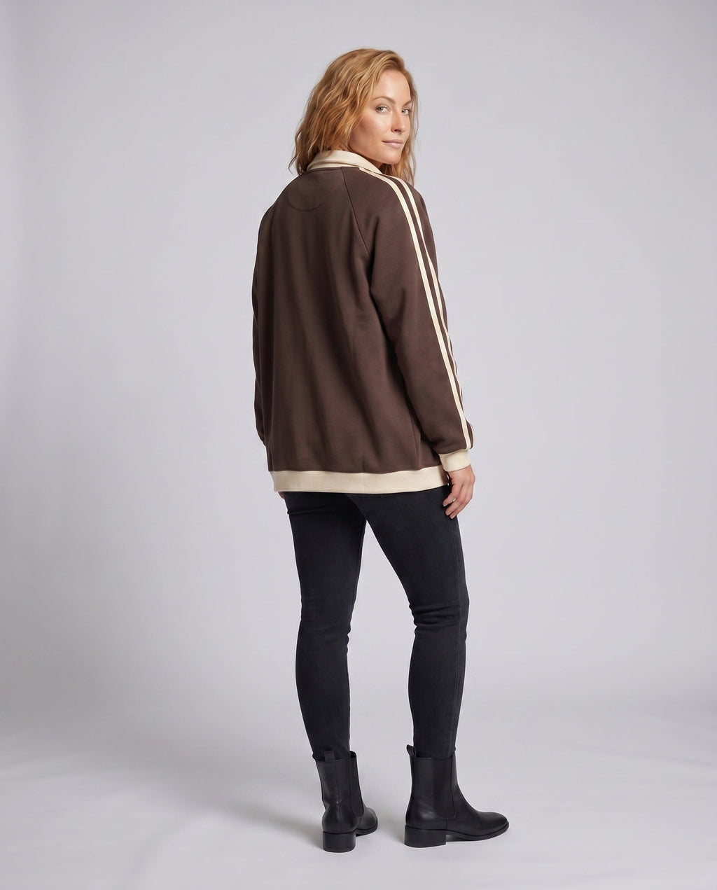 Product 15627262886218 - back_view
