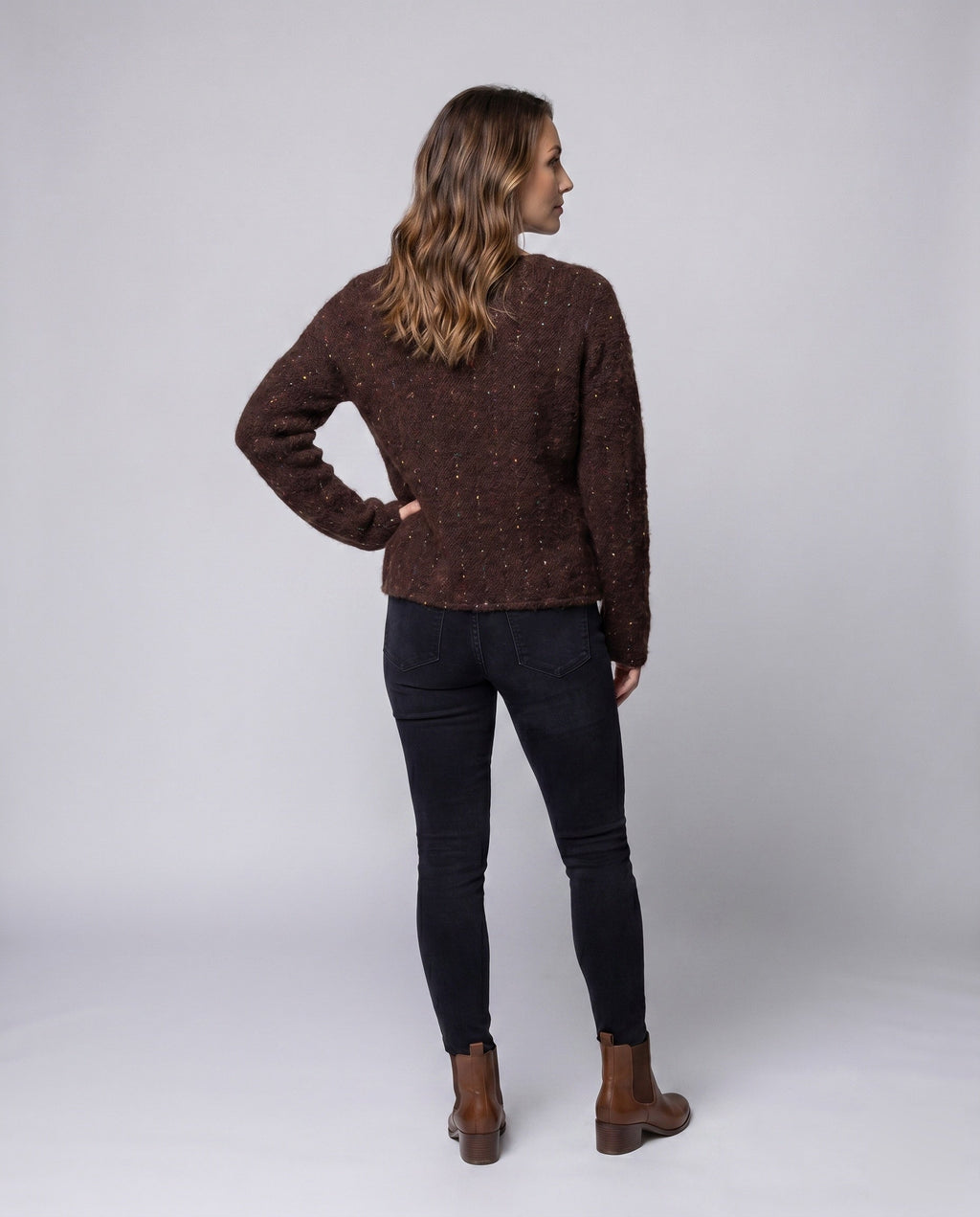 Product 15629097730378 - back_view