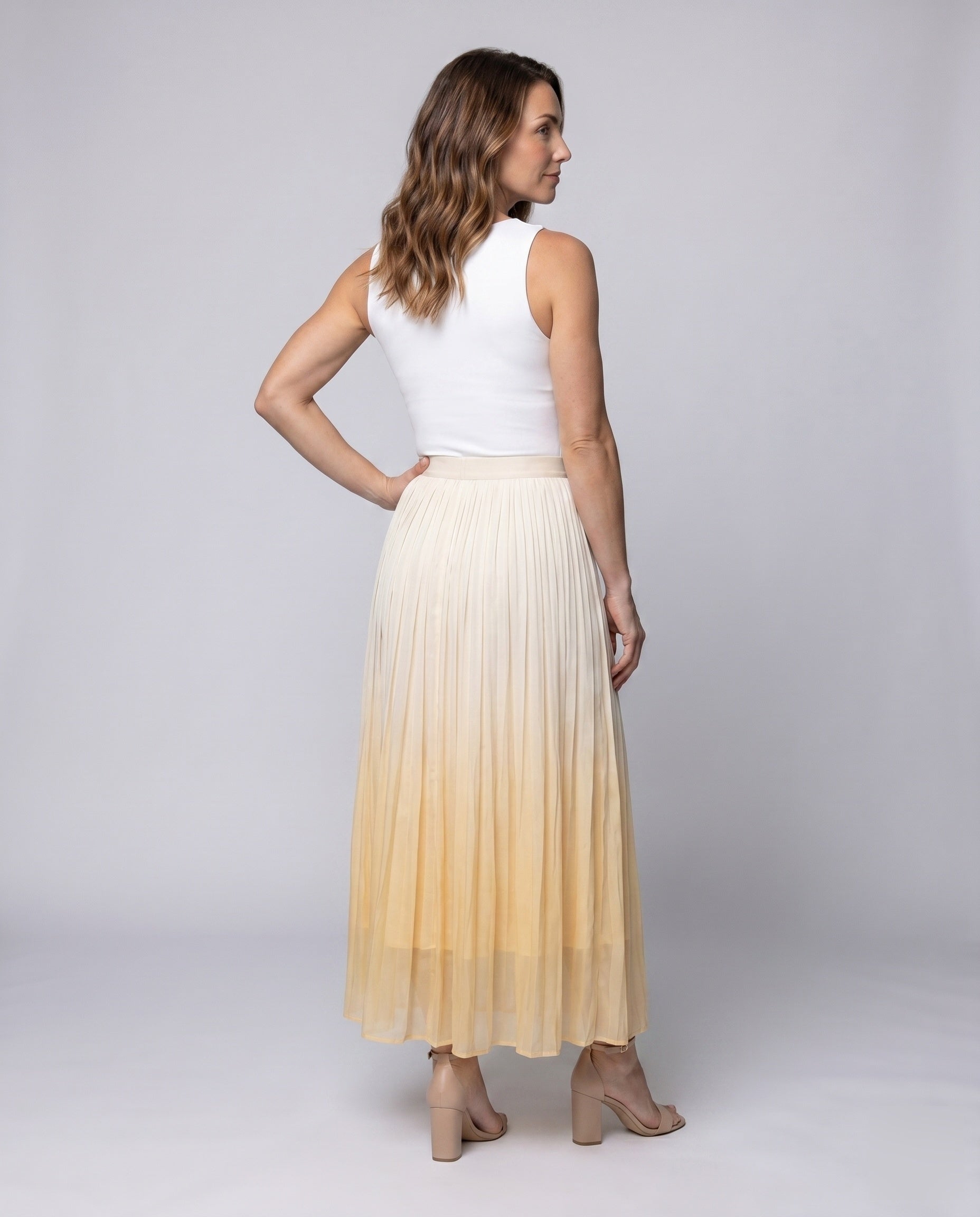 Product 15629103661386 - back_view