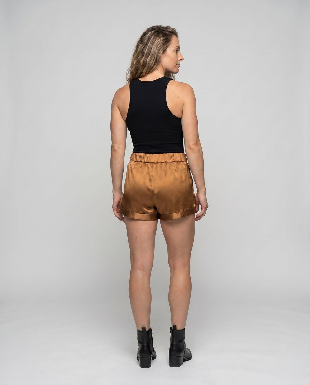 Product 15633170596170 - back_view