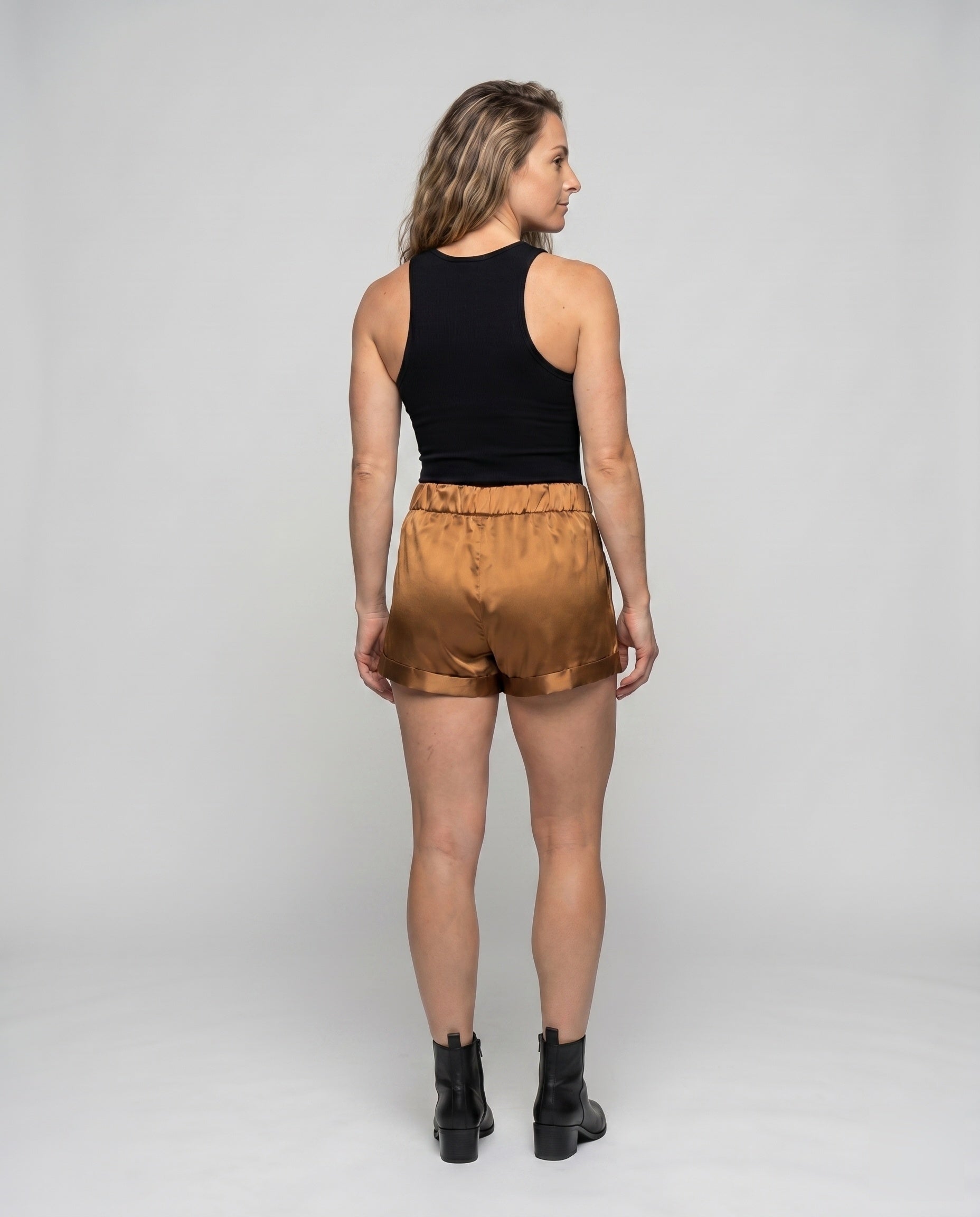 Product 15633170596170 - back_view