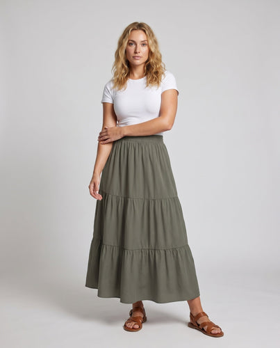 Damen Maxirock mit voluminösen Rüschendetails