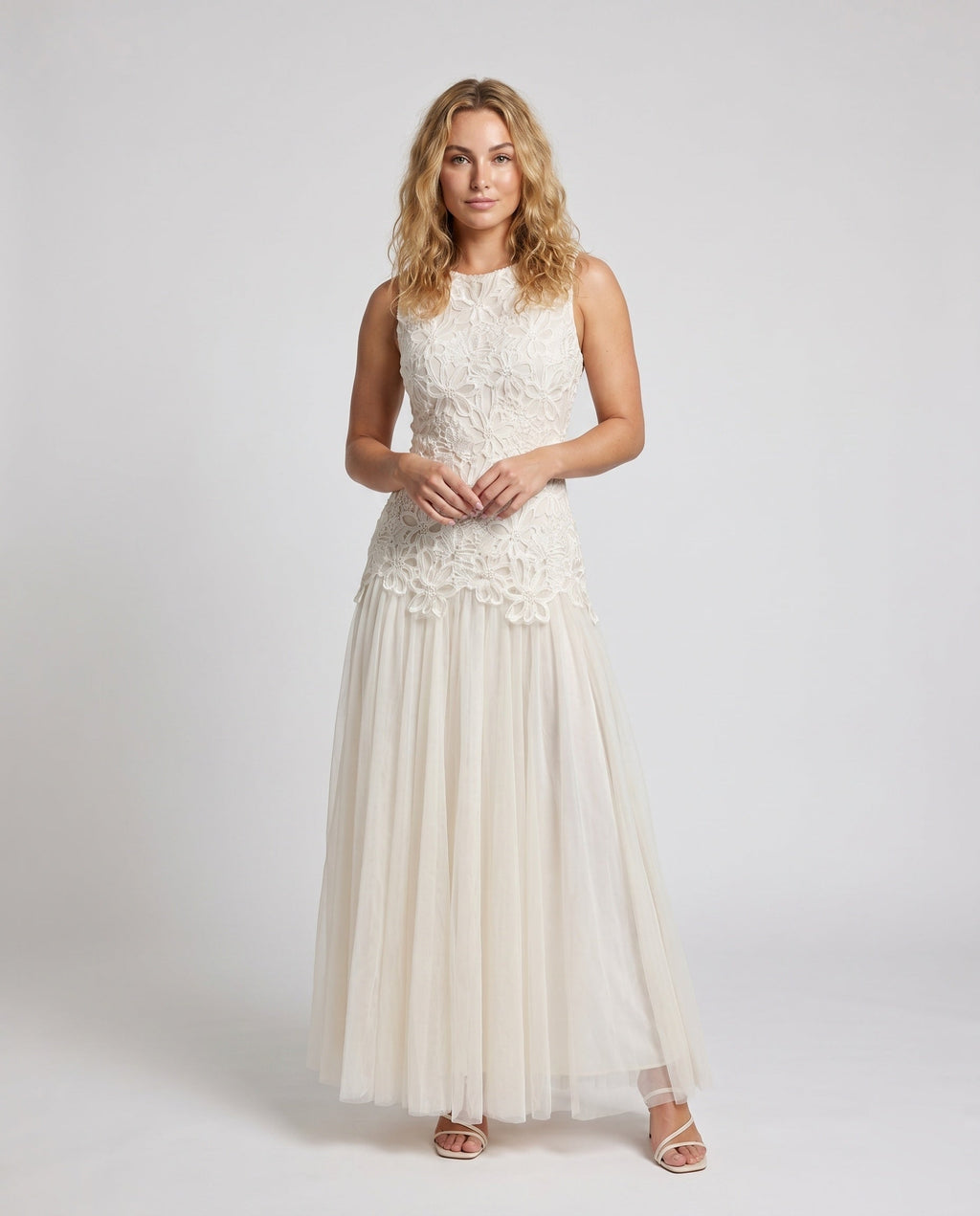 Product 15633235607882 - full_body_front