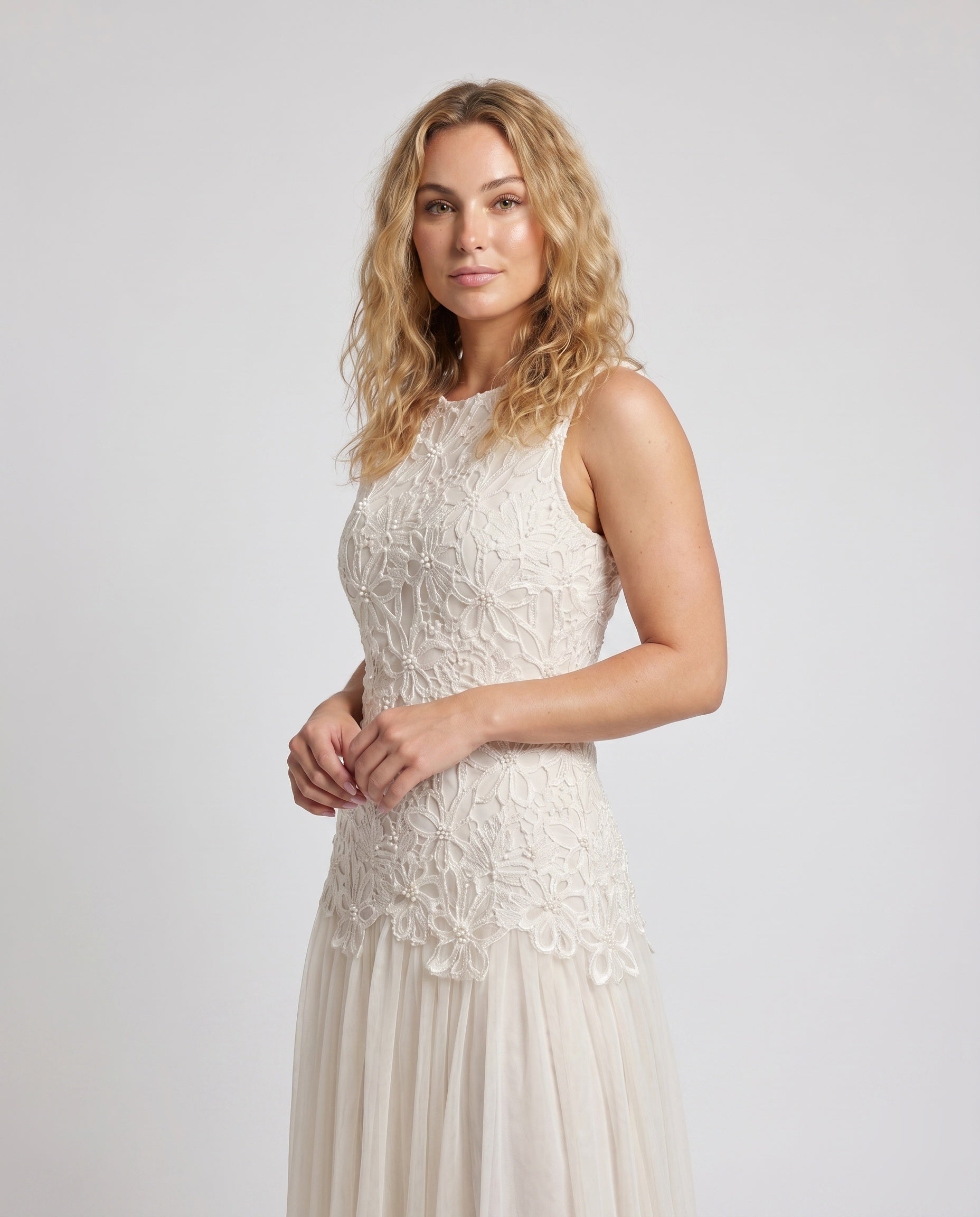 Product 15633235607882 - upper_body