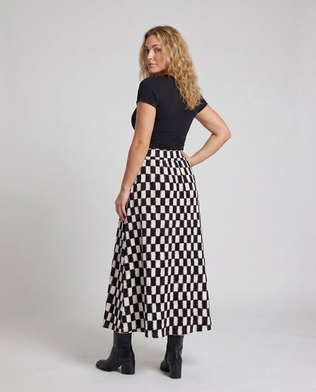 Product 15633293246794 - back_view