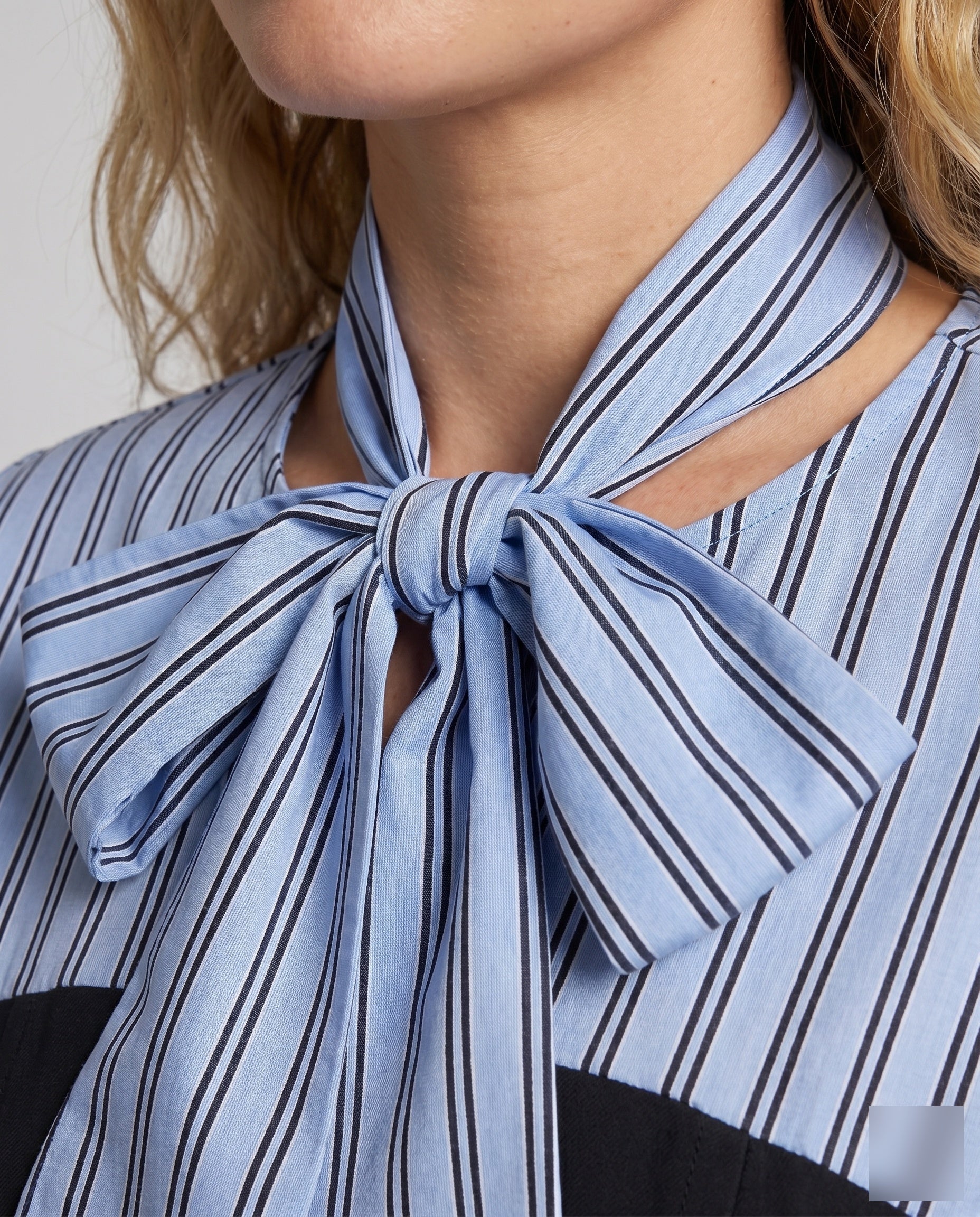 Product 15634923913546 - close_up_detail