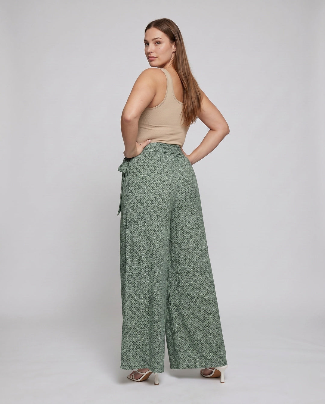 Product 15636321599818 - back_view