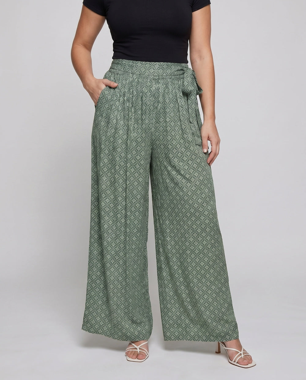 Product 15636321599818 - lower_body