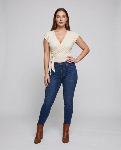 Damen Wickeloberteil mit elegantem Taillengurt