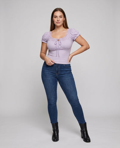 Damen Spitzenbluse mit romantischen Rüschendetails
