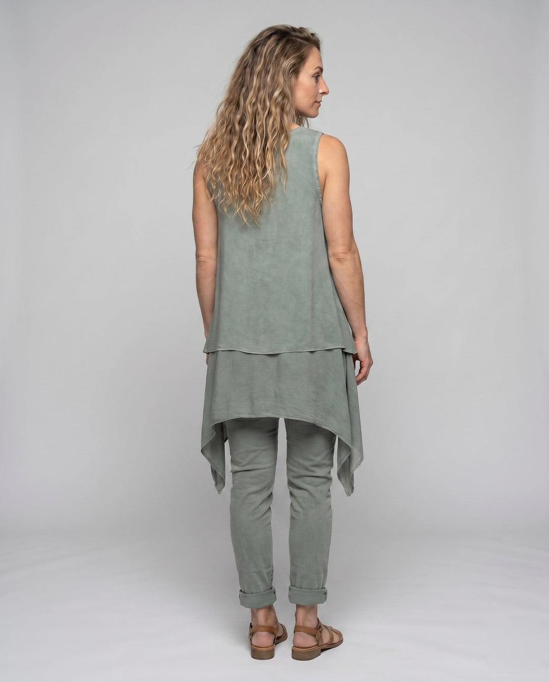 Product 15638171812170 - back_view