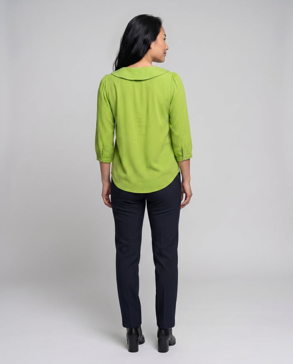 Product 15639209869642 - back_view